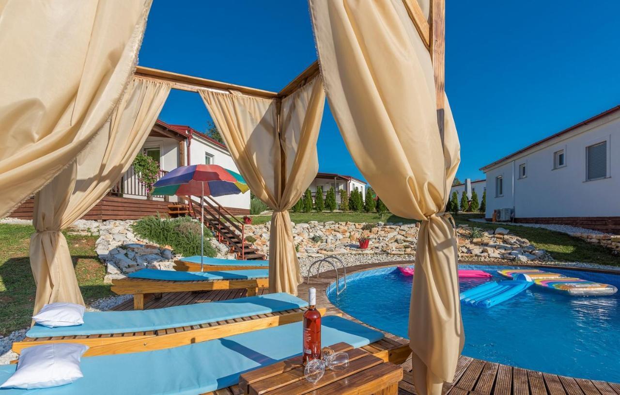 Holiday Park Village Jelovci Kringa Luaran gambar