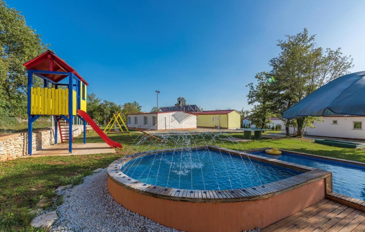 Holiday Park Village Jelovci Kringa Luaran gambar