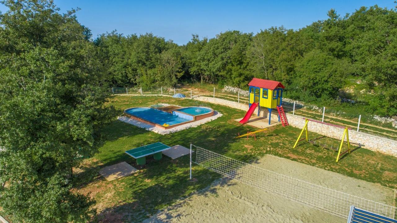 Holiday Park Village Jelovci Kringa Luaran gambar