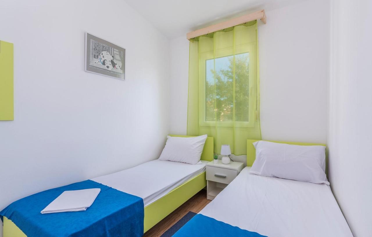 Holiday Park Village Jelovci Kringa Luaran gambar