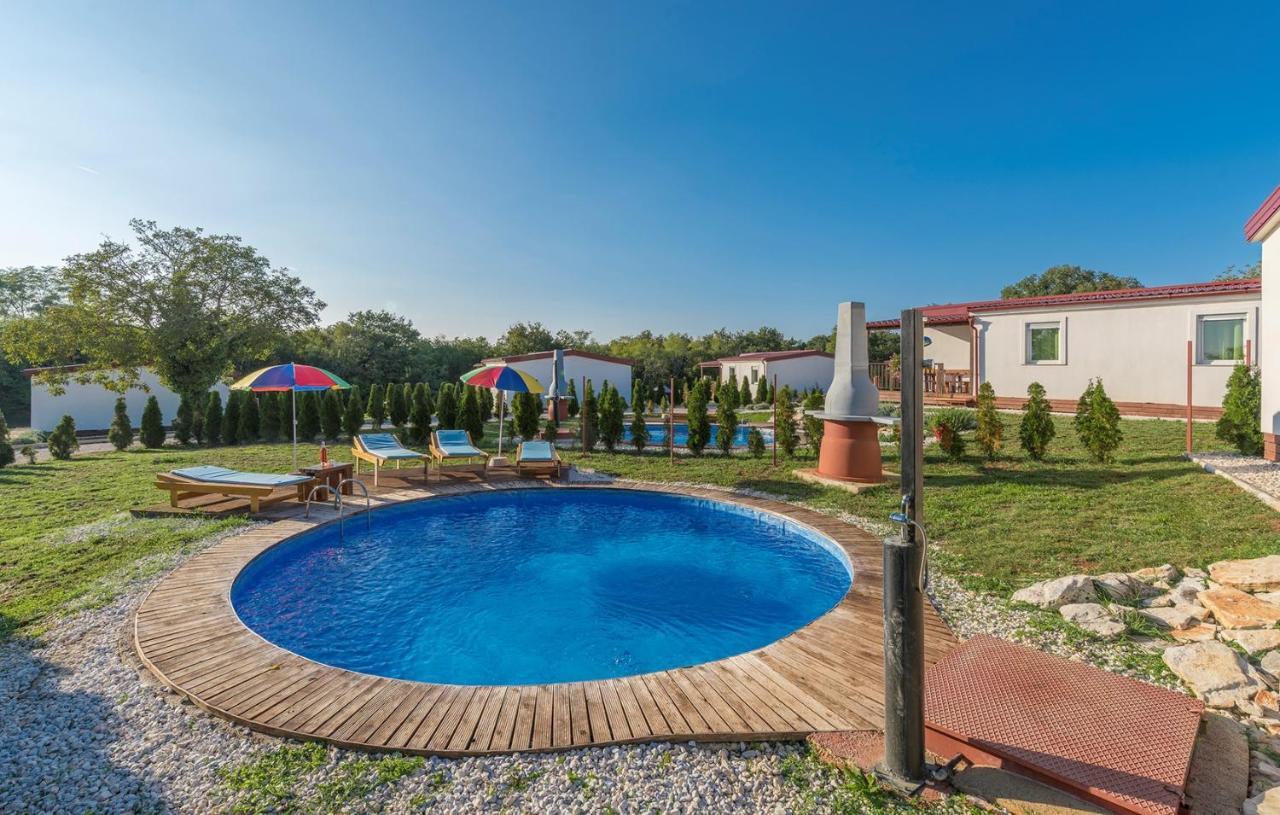 Holiday Park Village Jelovci Kringa Luaran gambar